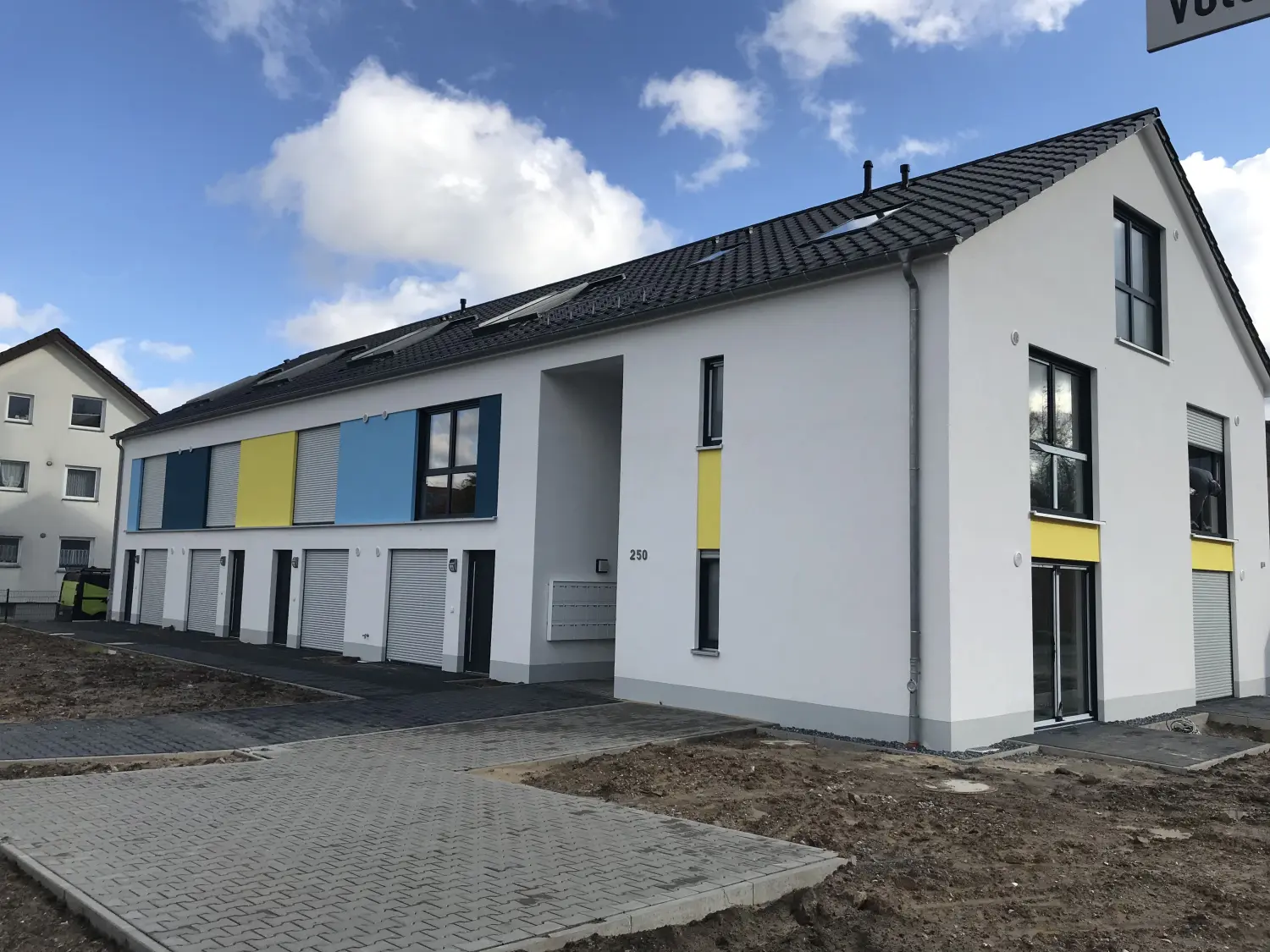 Neubau von 22 Studentenwohnungen von Eid Architecture